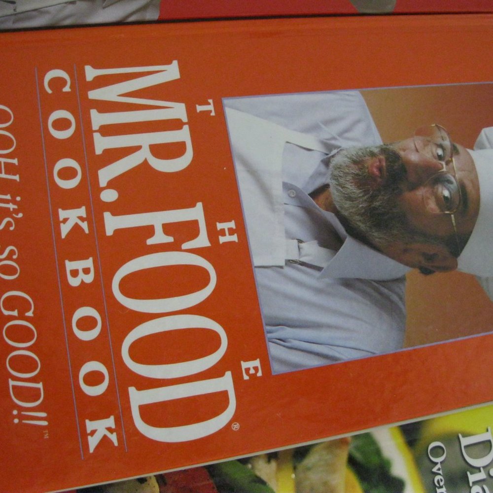 Mr. Foods Cookbooks 3 Books - Picture 4 of 5